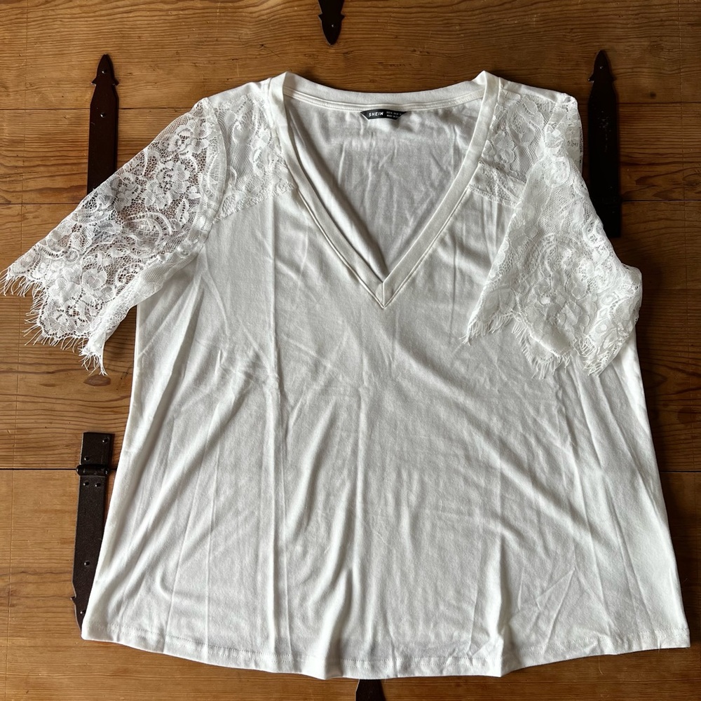 NWOT Women’s Maternity Top